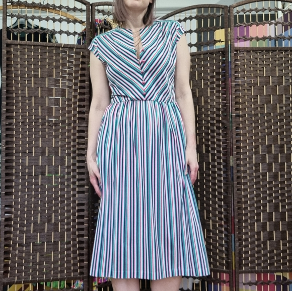 Vintage 70s Stripy Midi Dress fits size 10/12 - Picture 2 of 5
